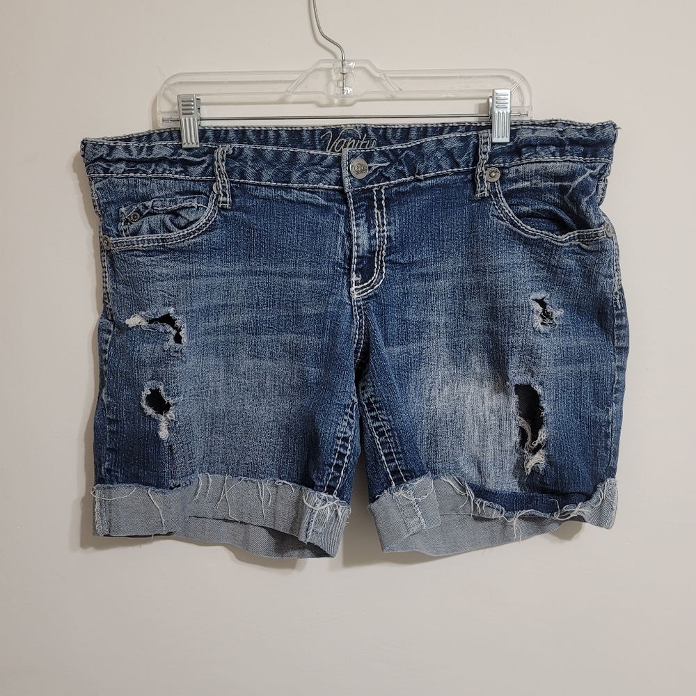 VANITY DISTRESSED SHORT SHORTS WOMENS SIZE 33 Y2K STITCHING  DOUBLE BELT…